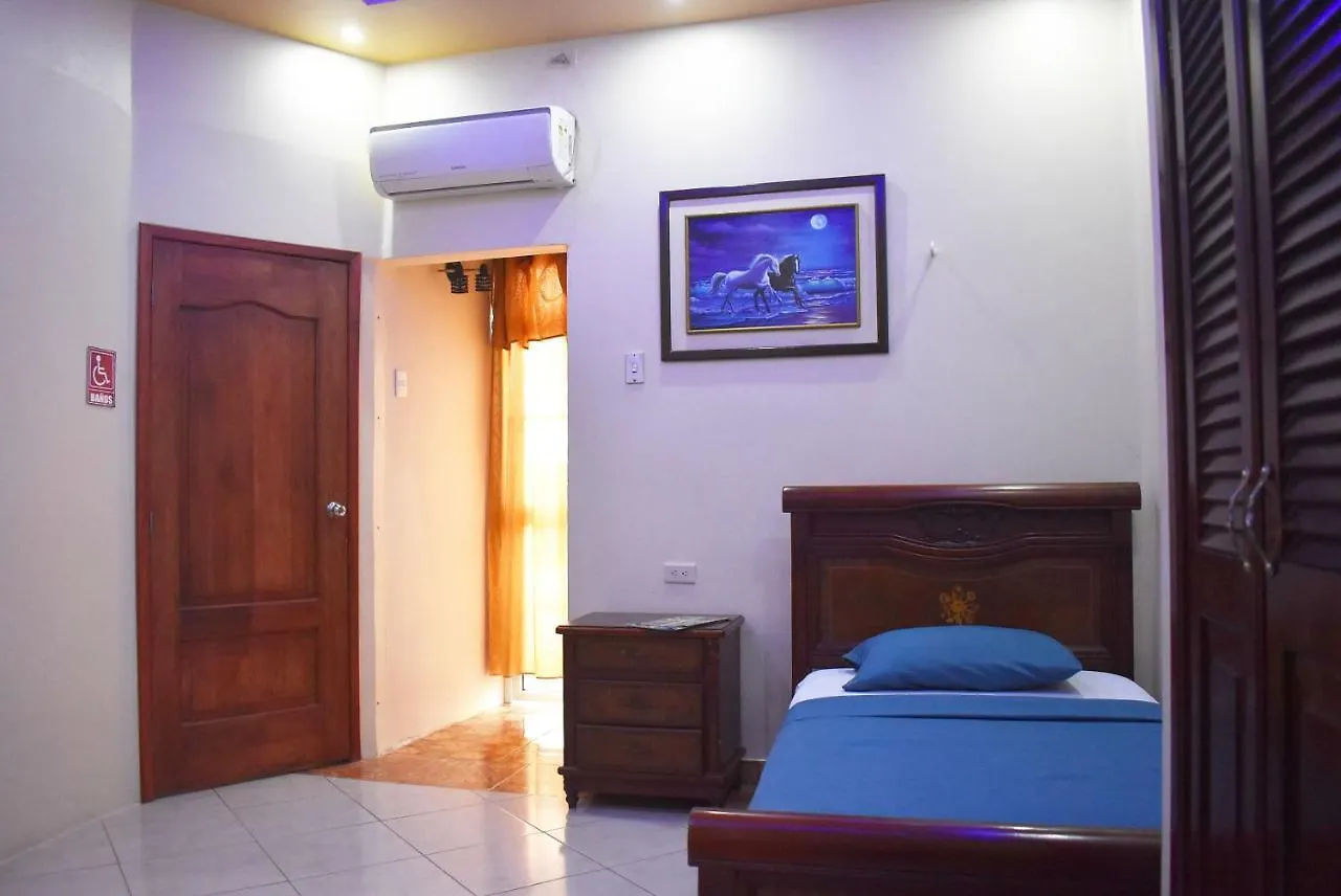 Pensión Hostal Galapagos - Guayaquil