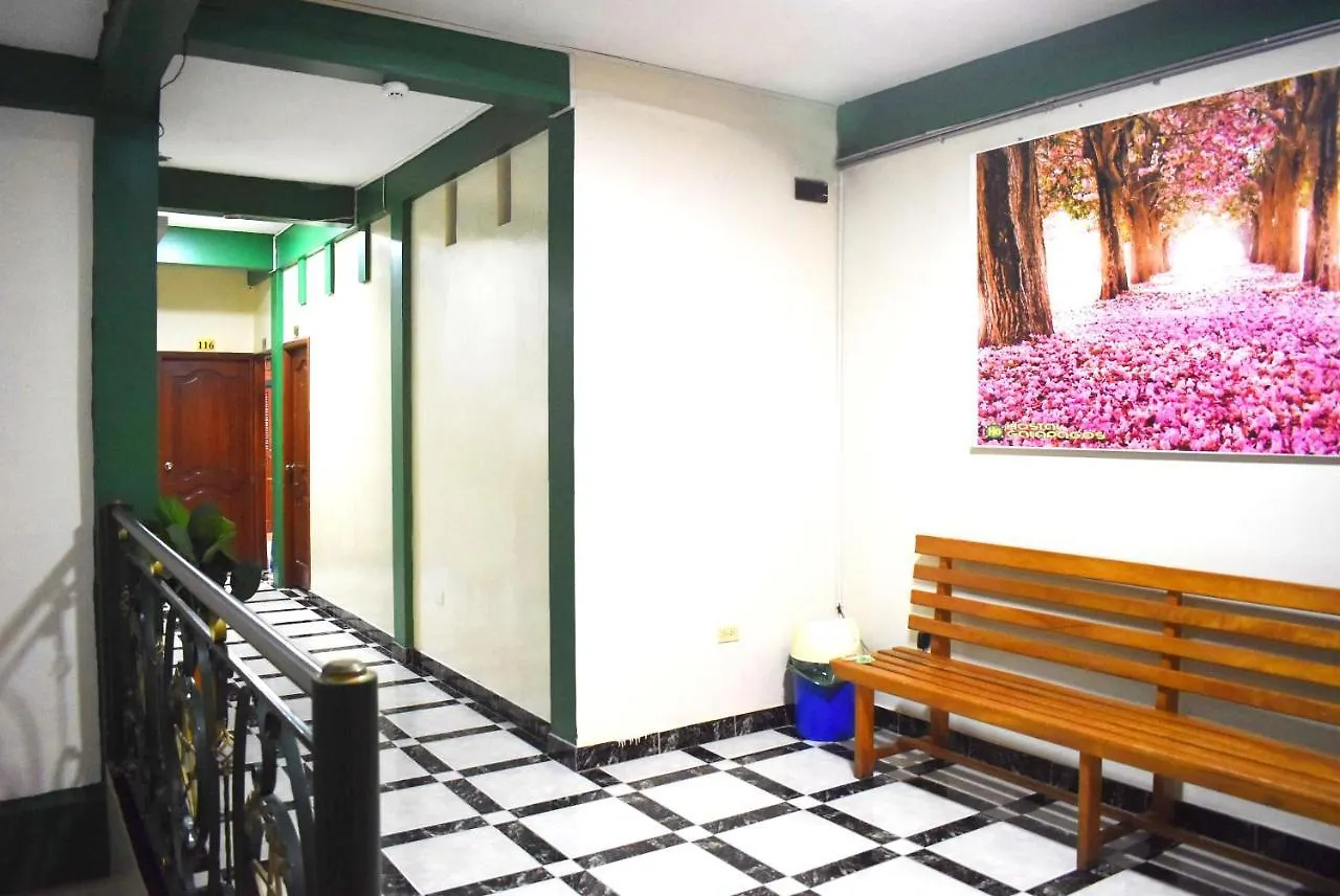 Pensión Hostal Galapagos - Guayaquil
